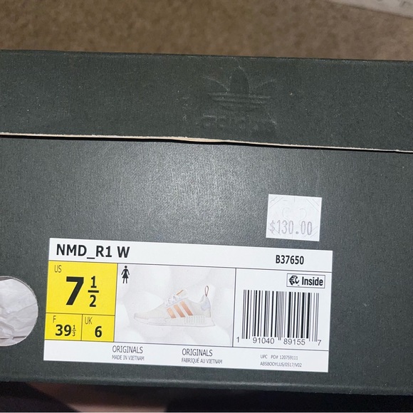 Wmns Adidas NMD R1 - Picture 5 of 5